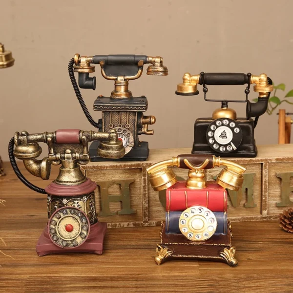 Random Retro Nostalgic Old Fashioned Telephone Ornaments Creative Phone Model Movie Shooting Bar Desktop Decorations