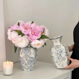 Medieval Blue White Porcelain Retro Ceramic Vase Flower Arrangement Pendulum High End Niche Home Decoration Vase Ceramic Flower Ware
